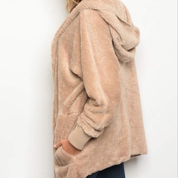 BACK IN STOCK‼️BEIGE Teddy Sherpa fleece- hoodie - Picture 4 of 8